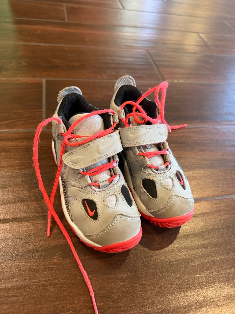Nike Kids Gray and Red Sport Sneakers with Hook-and-Loop Strap